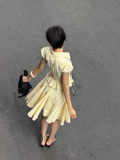 Thảo, Butter yellow, frame 2 of 3