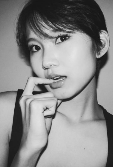 Thảo, Smoky eye, frame 1 of 5