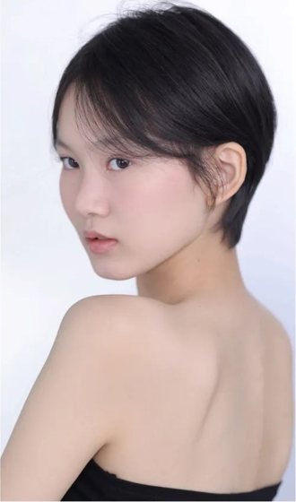 Thảo, Digitals, frame 2 of 4